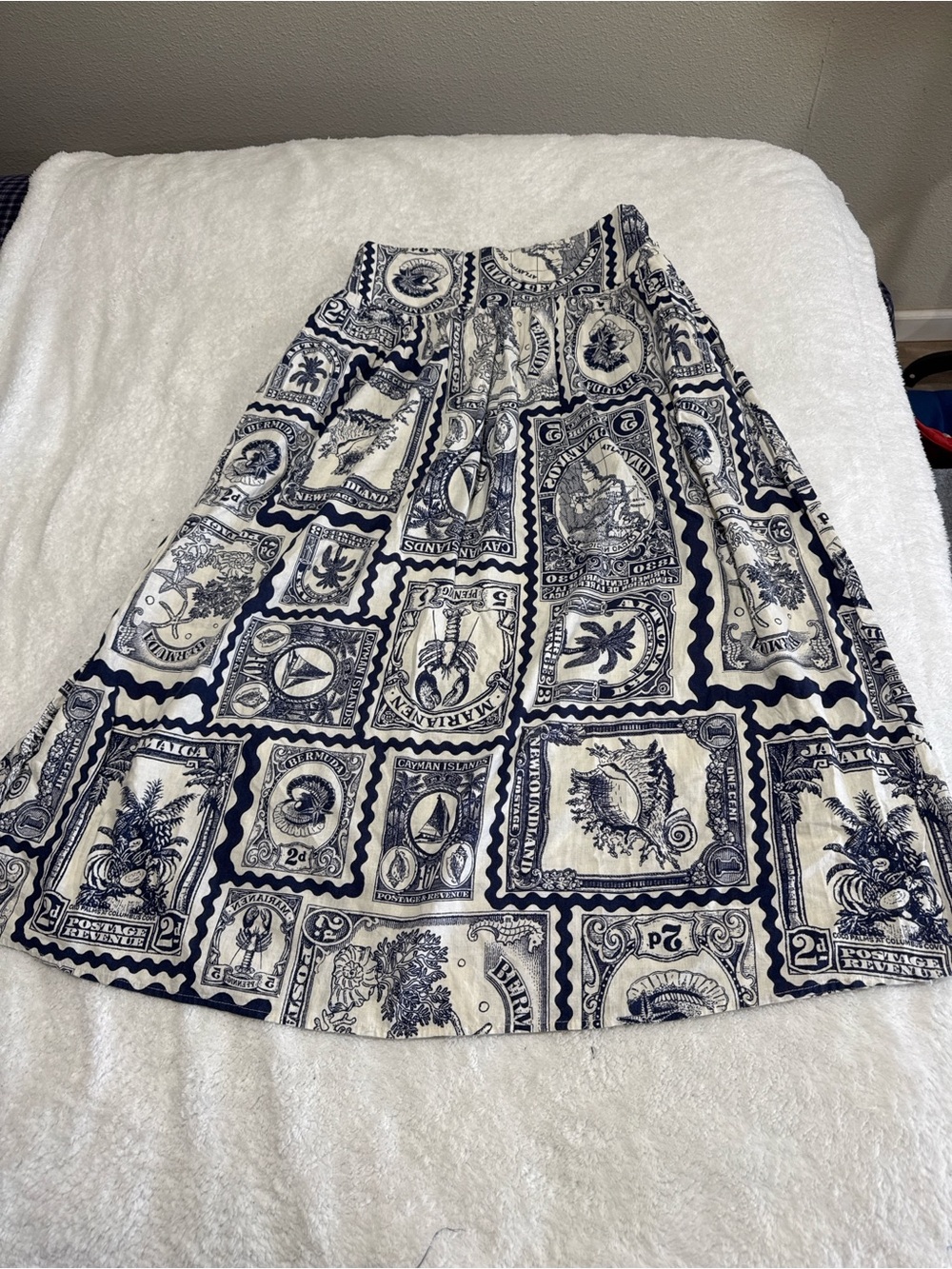 Nicole Miller Navy and Cream Stamp-Print A-Line Skirt